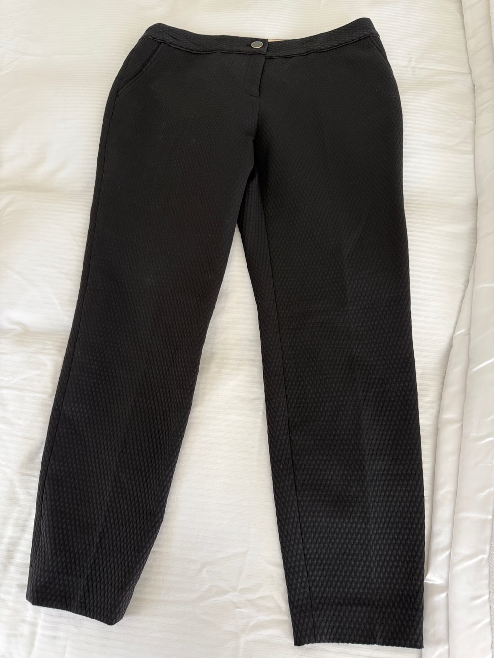 Ted Baker Black jacquard dress pants sz 3 or 8 … see photos for measurements.